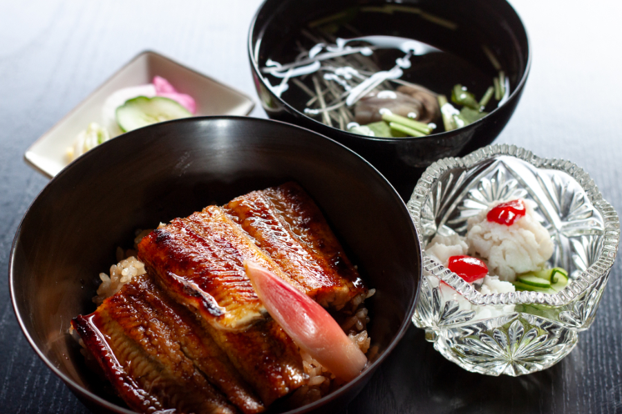 季節限定メニュー「うな丼」